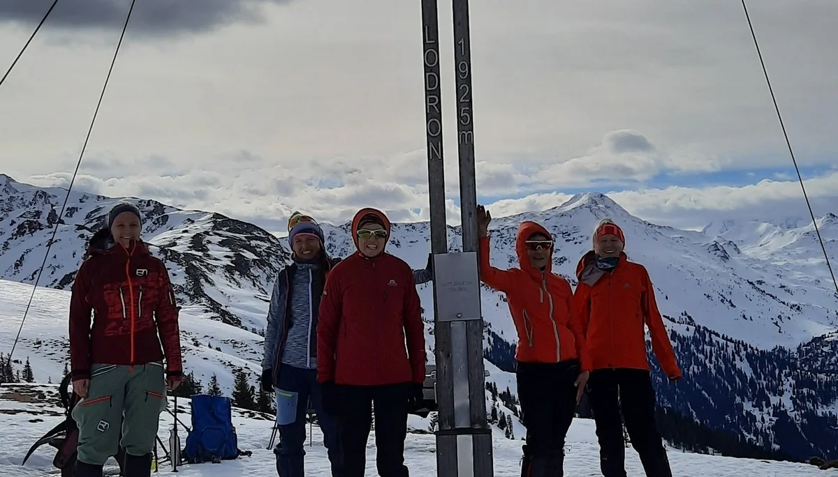Dafür hatten wir sehr klare Luft und herrliche Aussicht auf die umliegenden Kitzbühler Berge | © DAV Wolfratshausen