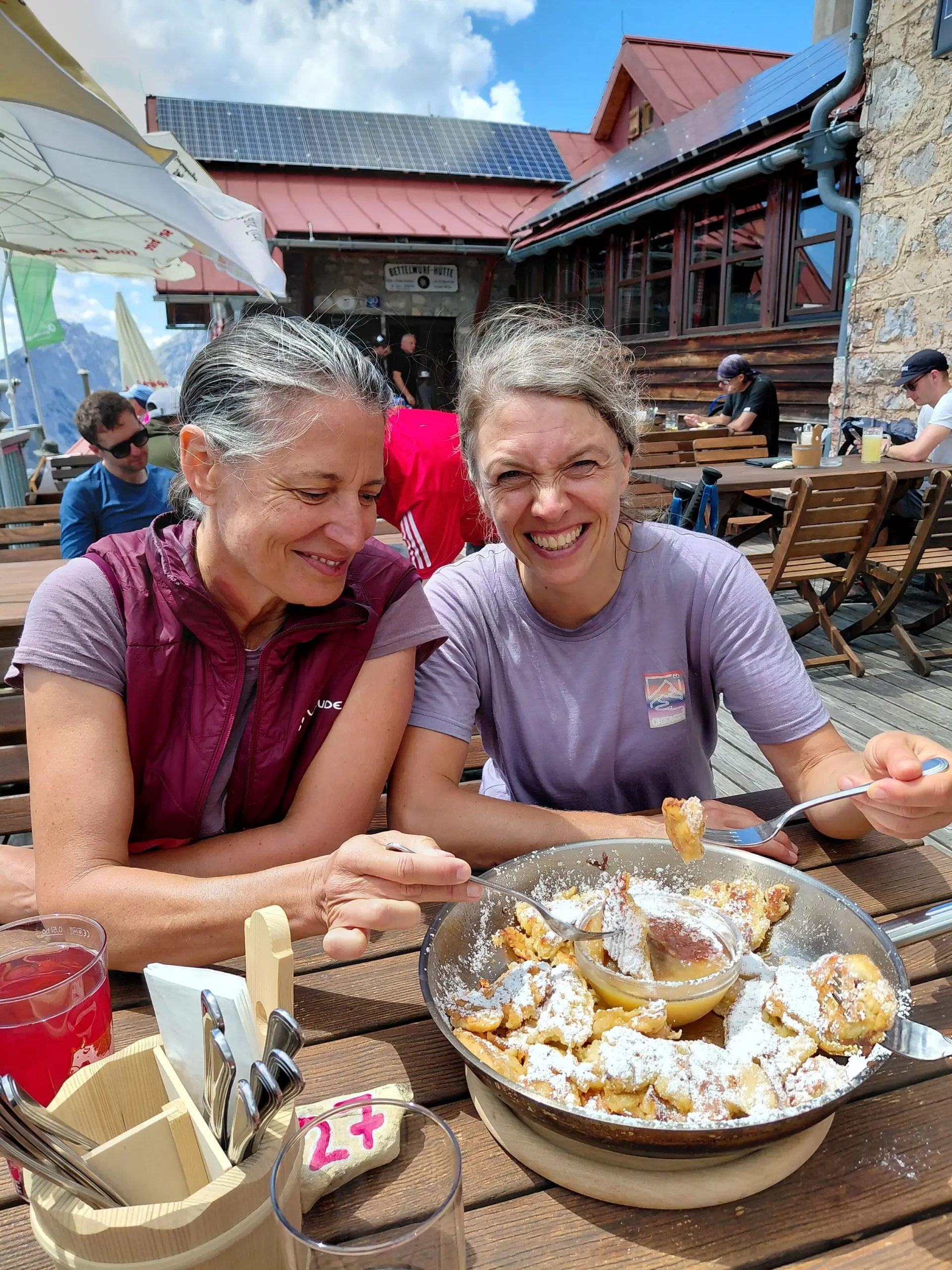 Der wohlverdiente Kaiserschmarrn auf der Bettelwurfhütte  | © Maximilian Hofmann