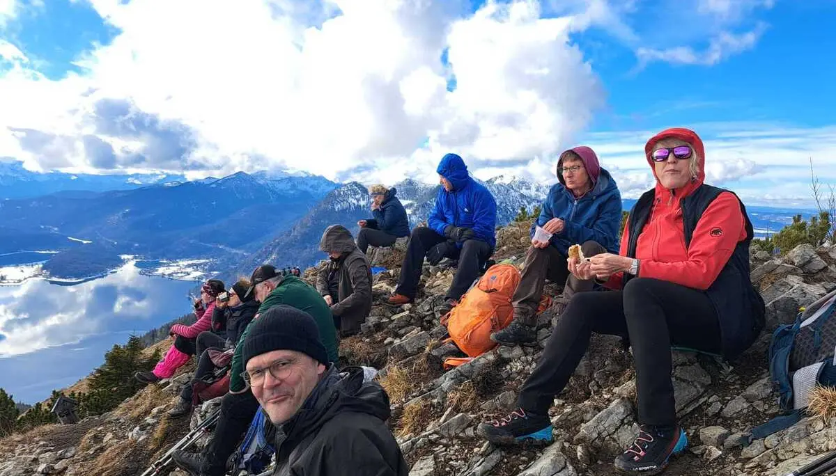 Brotzeit am Gipfel | © Sabine Kresta